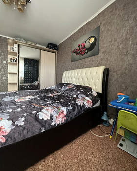 3-к квартира, вторичка, 73м2, 1/10 этаж