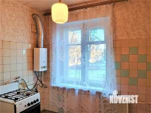 3-к квартира, вторичка, 43м2, 1/4 этаж