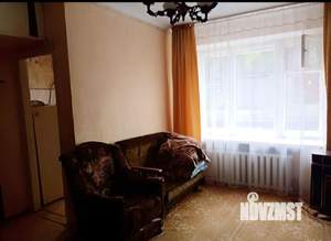 2-к квартира, вторичка, 41м2, 1/4 этаж