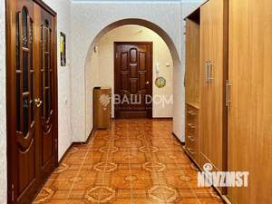 4-к квартира, вторичка, 106м2, 1/10 этаж