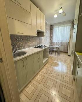 3-к квартира, вторичка, 59м2, 1/1 этаж