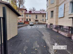 4-к квартира, вторичка, 136м2, 1/9 этаж