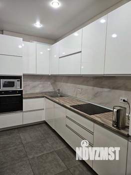 3-к квартира, вторичка, 97м2, 8/16 этаж