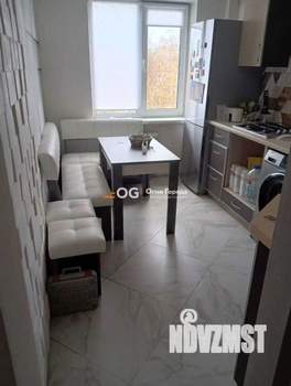 3-к квартира, вторичка, 63м2, 5/5 этаж