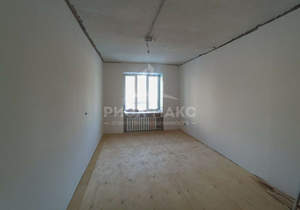 2-к квартира, вторичка, 54м2, 1/3 этаж