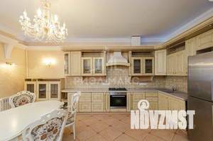 4-к квартира, вторичка, 295м2, 1/3 этаж