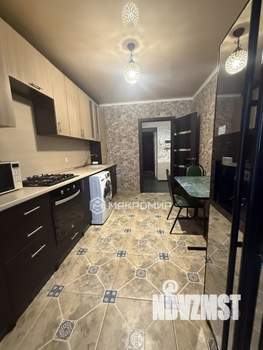 2-к квартира, вторичка, 61м2, 1/9 этаж