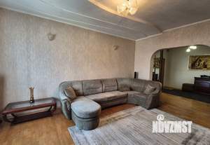 3-к квартира, вторичка, 110м2, 8/8 этаж