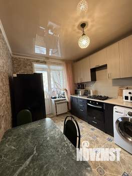 2-к квартира, вторичка, 61м2, 1/9 этаж