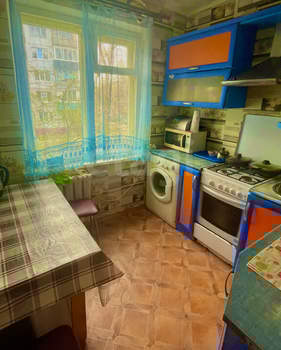 3-к квартира, вторичка, 63м2, 2/5 этаж