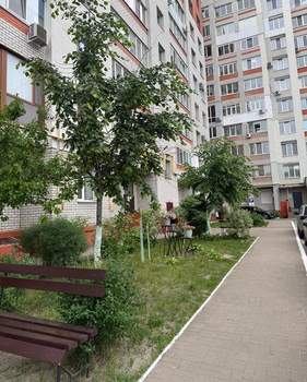 2-к квартира, вторичка, 57м2, 9/10 этаж