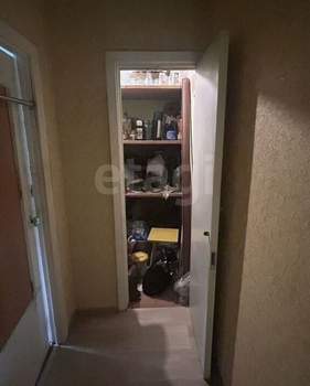 3-к квартира, вторичка, 63м2, 5/5 этаж