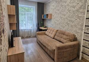 2-к квартира, вторичка, 58м2, 2/4 этаж