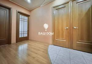 3-к квартира, вторичка, 80м2, 5/5 этаж