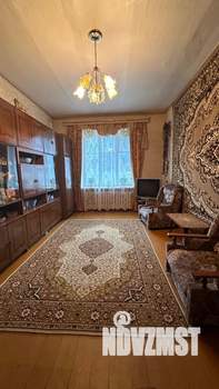 2-к квартира, вторичка, 54м2, 1/4 этаж