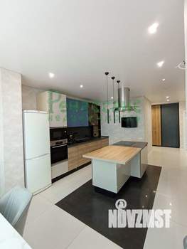 2-к квартира, вторичка, 92м2, 7/16 этаж