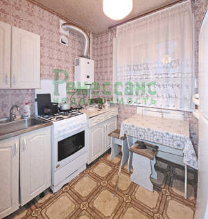 2-к квартира, вторичка, 42м2, 3/5 этаж