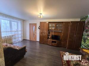 2-к квартира, вторичка, 42м2, 4/5 этаж