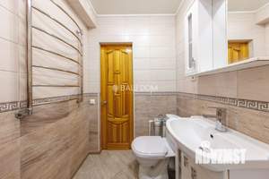 2-к квартира, вторичка, 44м2, 1/4 этаж