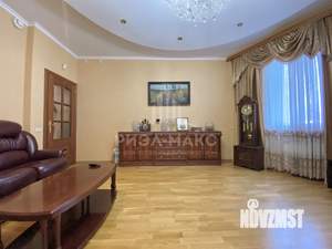 5-к квартира, вторичка, 214м2, 1/5 этаж