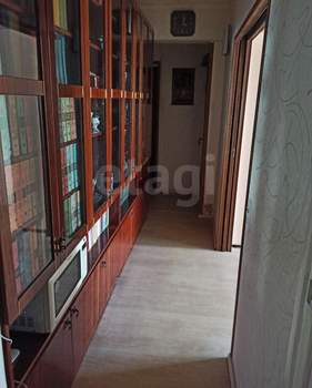 3-к квартира, вторичка, 59м2, 1/5 этаж