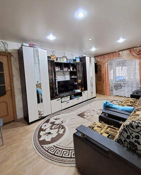 2-к квартира, вторичка, 45м2, 1/5 этаж