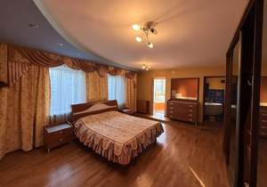 4-к квартира, вторичка, 165м2, 6/10 этаж