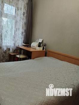 3-к квартира, вторичка, 104м2, 2/2 этаж