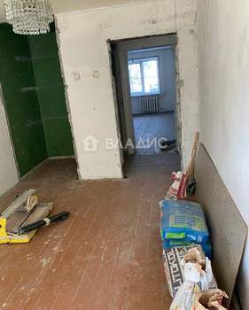 2-к квартира, вторичка, 47м2, 1/5 этаж