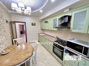 3-к квартира, вторичка, 70м2, 2/6 этаж