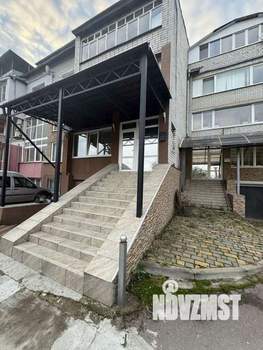 4-к квартира, вторичка, 153м2, 1/4 этаж