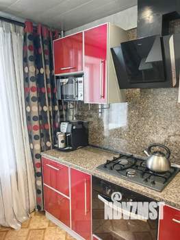 3-к квартира, вторичка, 66м2, 4/10 этаж