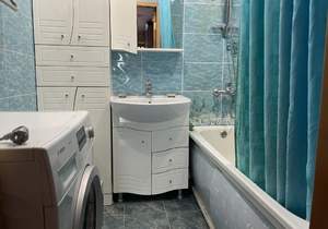 2-к квартира, вторичка, 63м2, 2/10 этаж