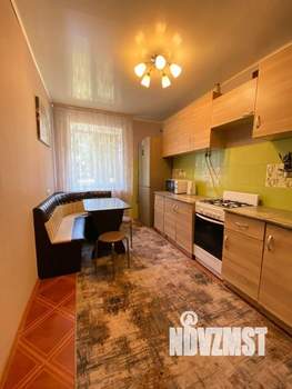 2-к квартира, вторичка, 60м2, 1/10 этаж