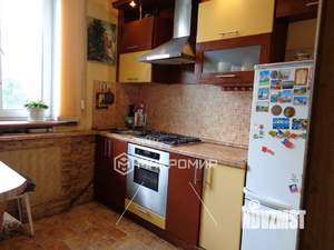 3-к квартира, вторичка, 64м2, 2/2 этаж