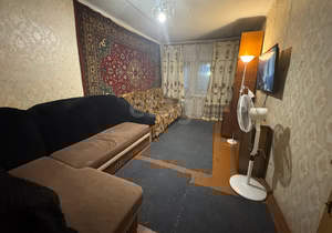 2-к квартира, вторичка, 40м2, 4/4 этаж