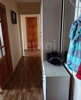 3-к квартира, вторичка, 64м2, 9/10 этаж