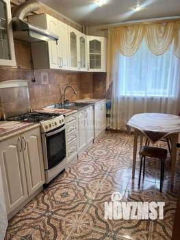 3-к квартира, вторичка, 61м2, 2/10 этаж