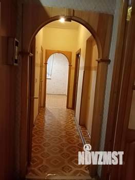 3-к квартира, вторичка, 74м2, 2/2 этаж