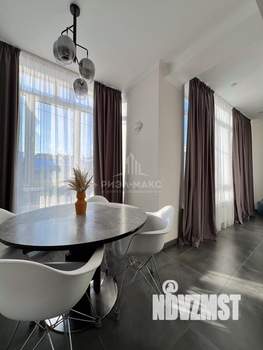 4-к квартира, вторичка, 200м2, 7/7 этаж