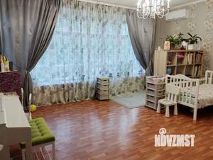 3-к квартира, вторичка, 104м2, 2/2 этаж