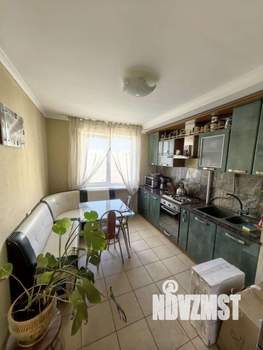 3-к квартира, вторичка, 64м2, 9/10 этаж