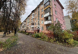 2-к квартира, вторичка, 45м2, 1/5 этаж