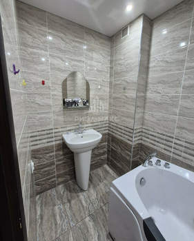 2-к квартира, вторичка, 67м2, 8/10 этаж