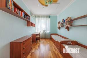 3-к квартира, вторичка, 171м2, 7/9 этаж