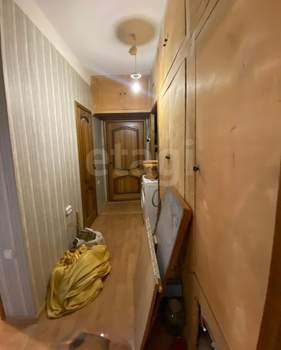 2-к квартира, вторичка, 50м2, 1/4 этаж