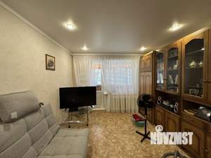 2-к квартира, вторичка, 54м2, 1/9 этаж