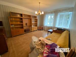 2-к квартира, вторичка, 50м2, 1/4 этаж