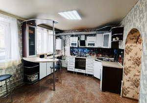 3-к квартира, вторичка, 87м2, 1/2 этаж