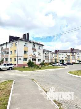 2-к квартира, вторичка, 65м2, 1/3 этаж